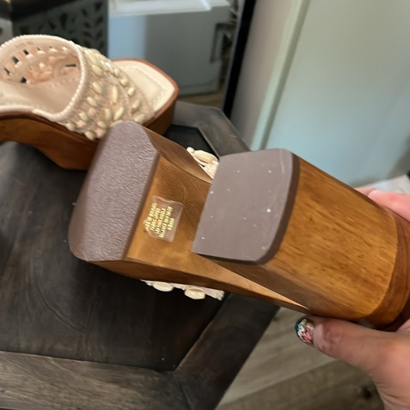 🛑 1 hour sale. Bernardo, Knox Crochet Heel Sandals, Made in Brazil - Picture 10 of 11